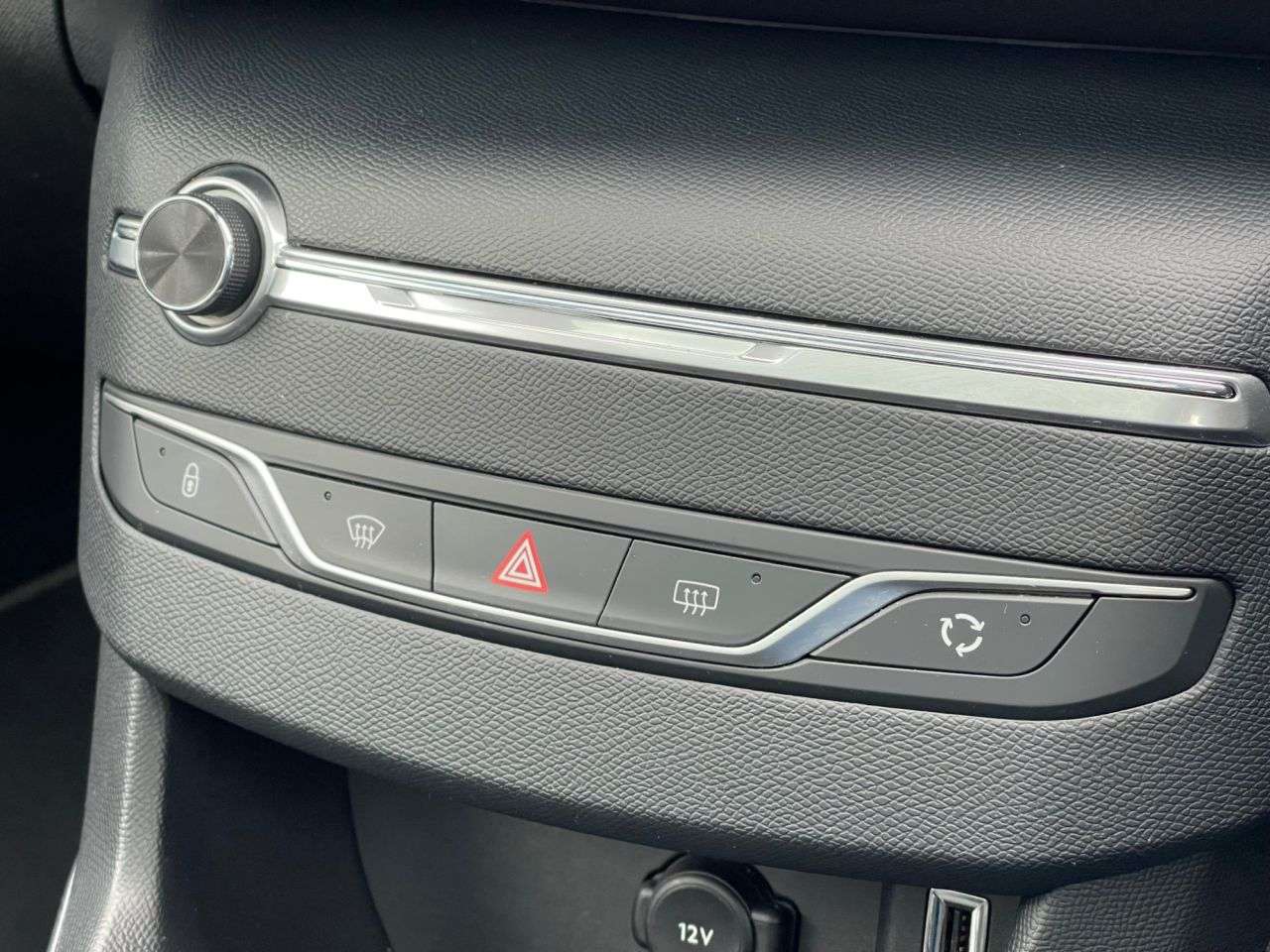 2018 PEUGEOT 308 2018 PEUGEOT 308