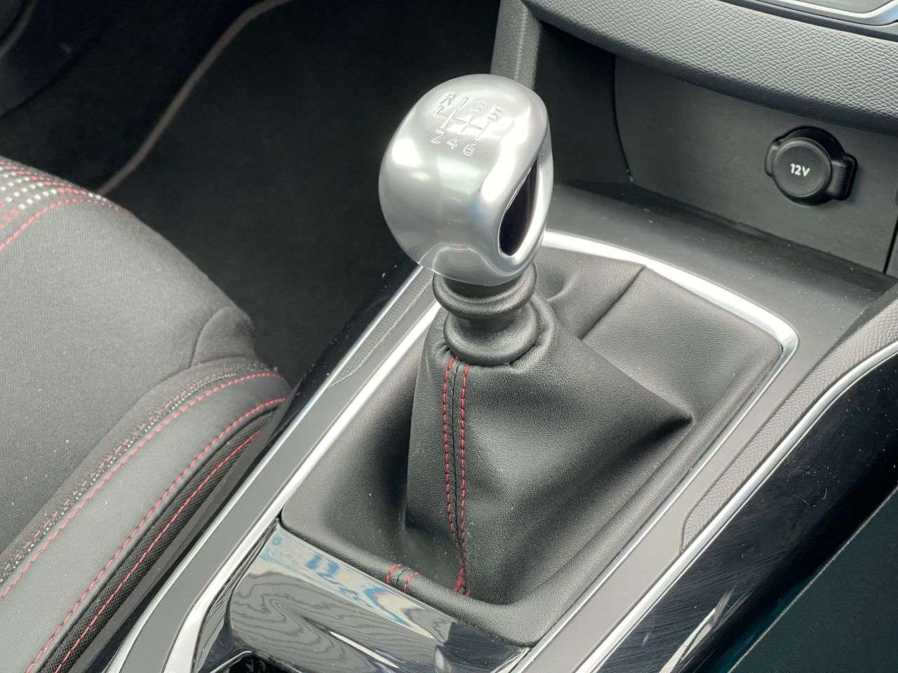 2018 PEUGEOT 308 2018 PEUGEOT 308