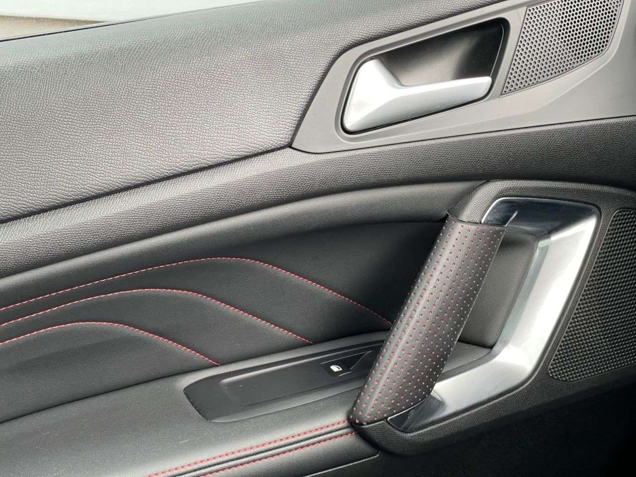 2018 PEUGEOT 308 2018 PEUGEOT 308
