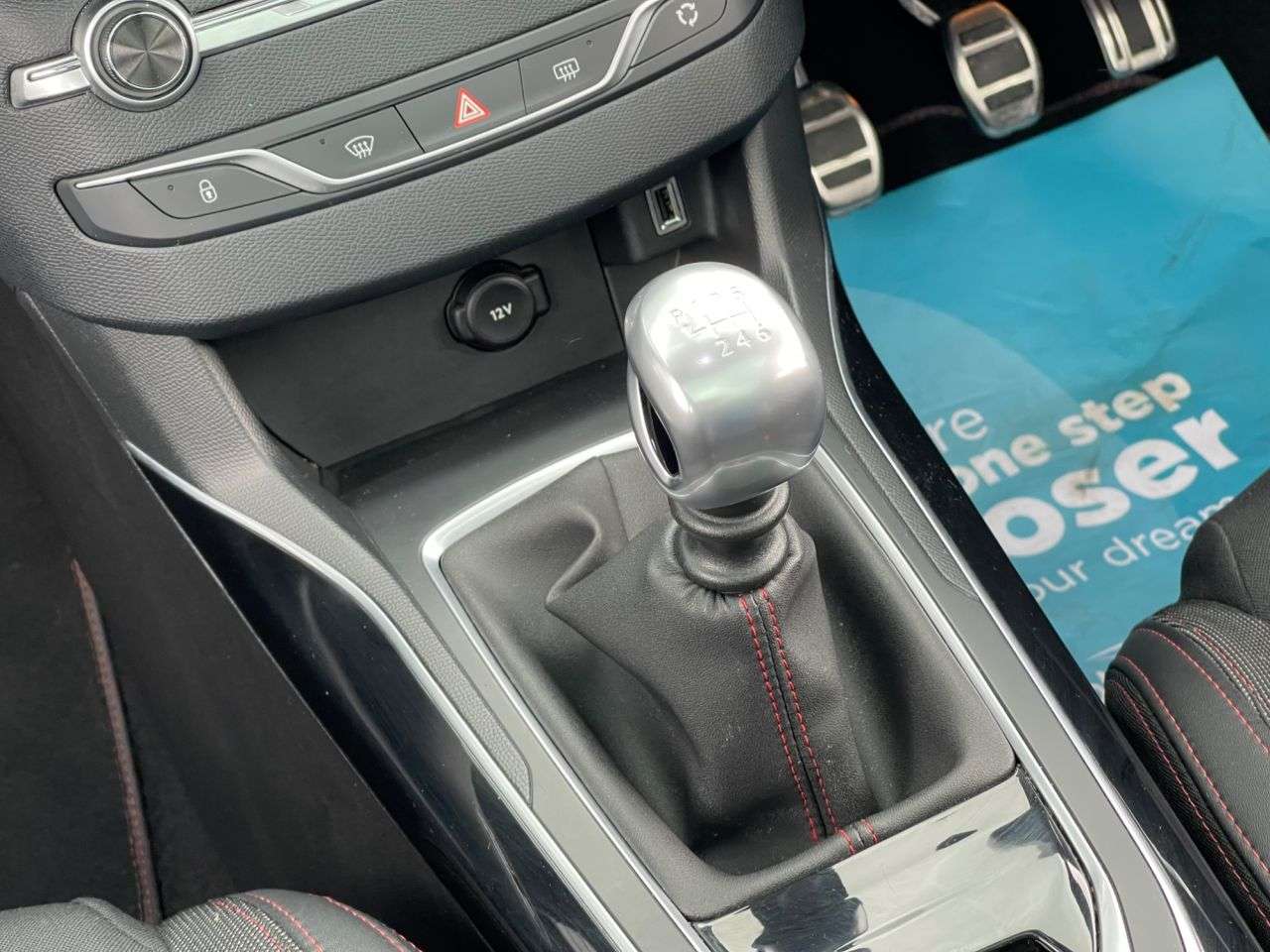 2018 PEUGEOT 308 2018 PEUGEOT 308