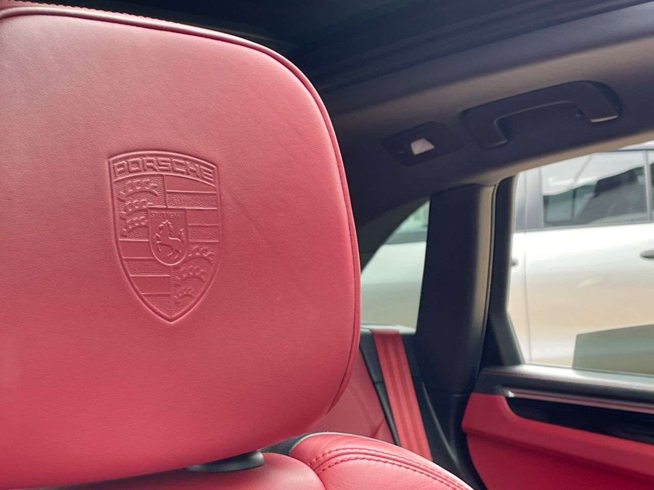 2019 PORSCHE MACAN 2019 PORSCHE MACAN