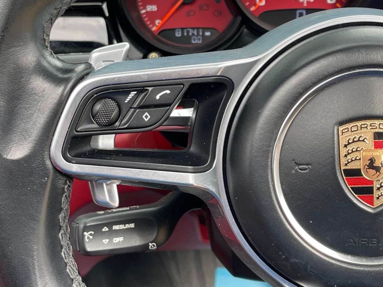 2019 PORSCHE MACAN 2019 PORSCHE MACAN