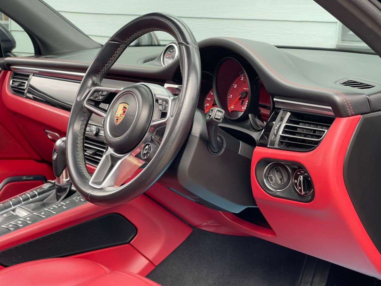 2019 PORSCHE MACAN 2019 PORSCHE MACAN