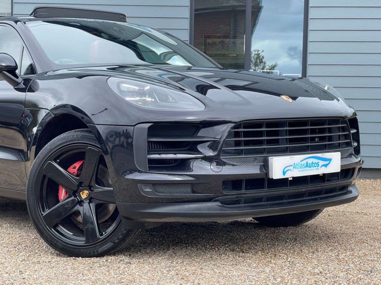 2019 PORSCHE MACAN 2019 PORSCHE MACAN