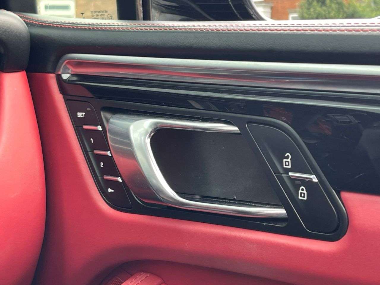 2019 PORSCHE MACAN 2019 PORSCHE MACAN