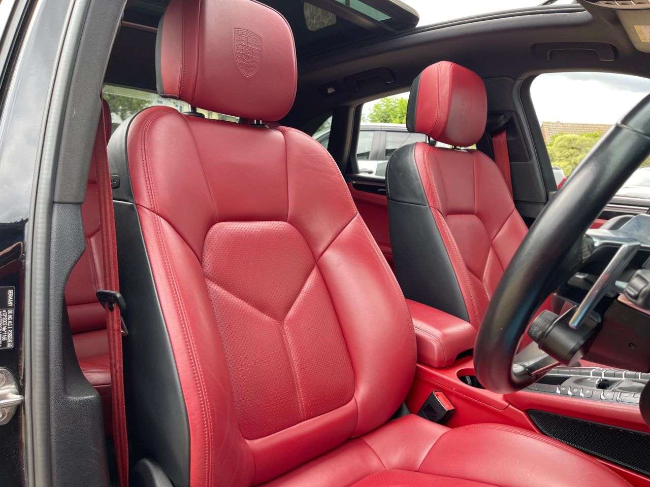 2019 PORSCHE MACAN 2019 PORSCHE MACAN
