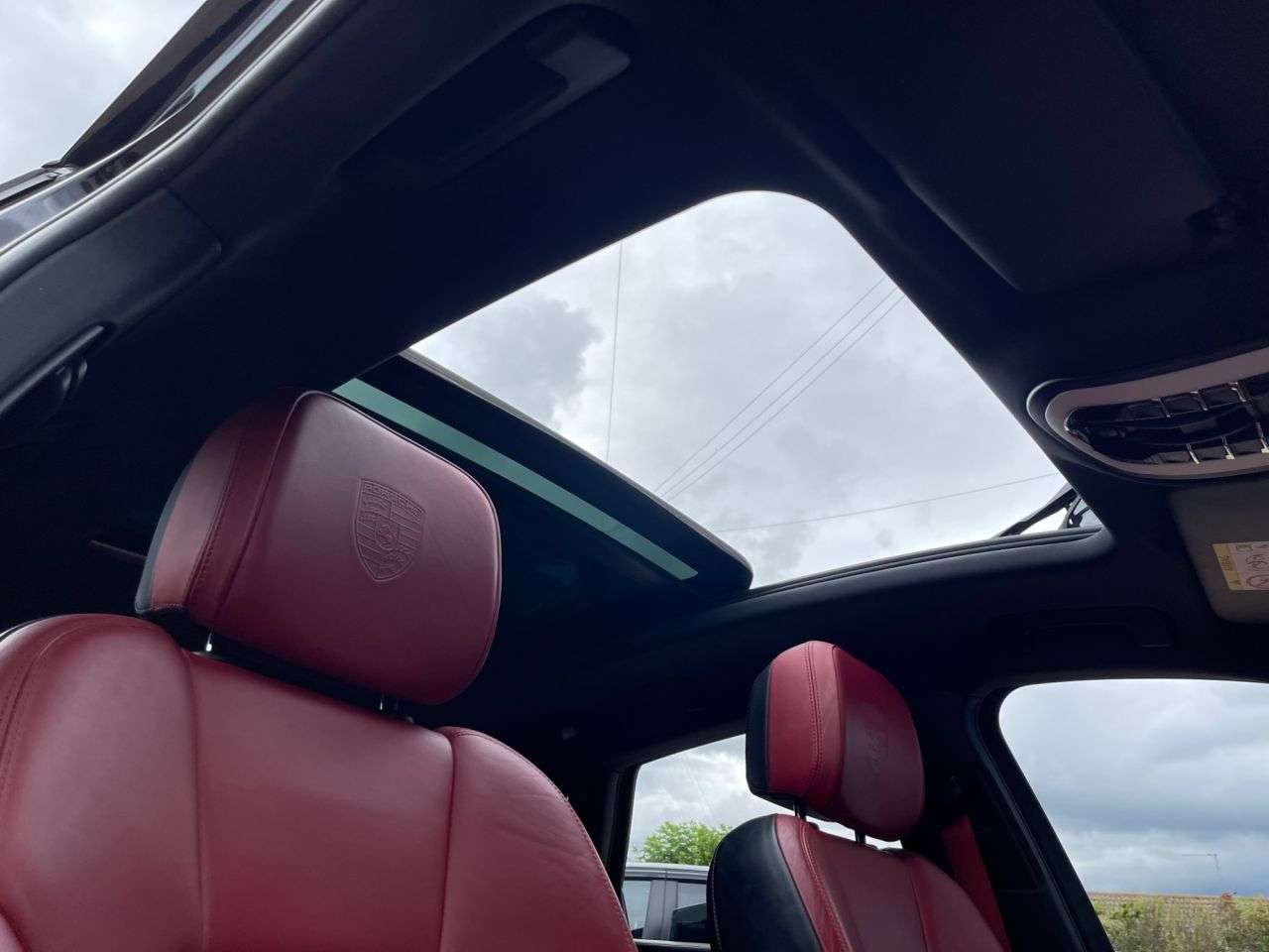 2019 PORSCHE MACAN 2019 PORSCHE MACAN