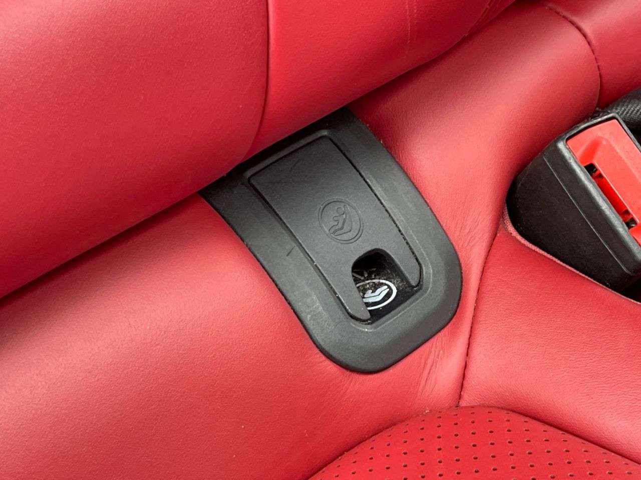 2019 PORSCHE MACAN 2019 PORSCHE MACAN