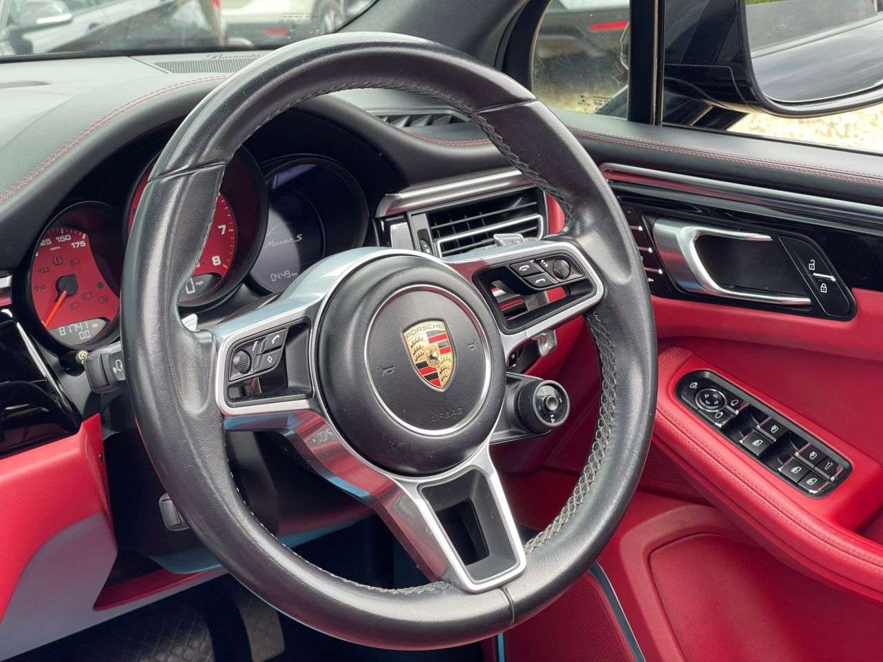 2019 PORSCHE MACAN 2019 PORSCHE MACAN