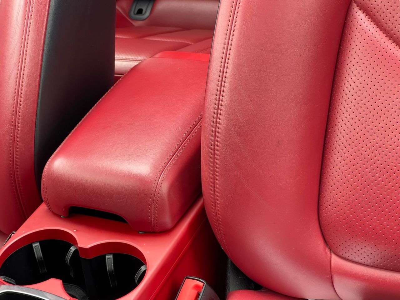 2019 PORSCHE MACAN 2019 PORSCHE MACAN