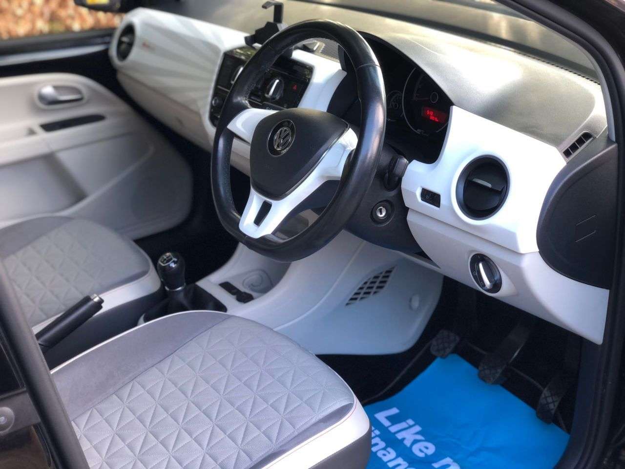 2018 VOLKSWAGEN UP! 2018 VOLKSWAGEN UP!