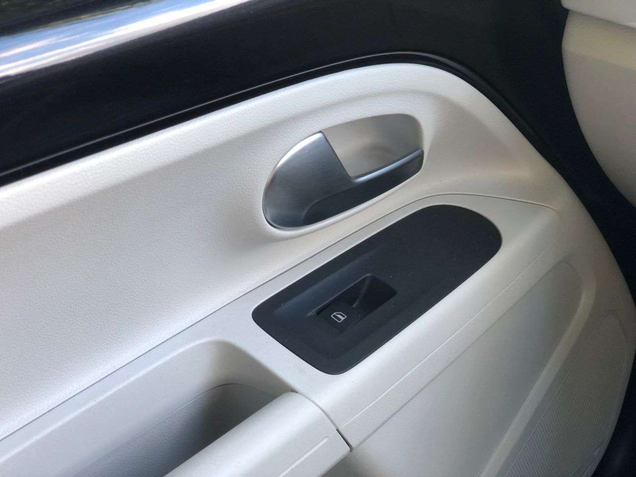 2018 VOLKSWAGEN UP! 2018 VOLKSWAGEN UP!