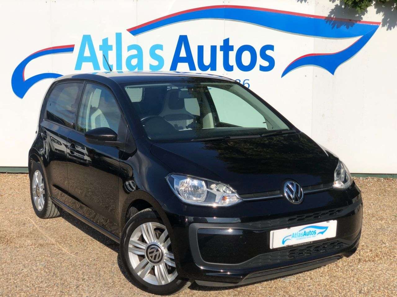 A 2018 VOLKSWAGEN UP! 1.0 up! beats Hatchback 5dr Petrol Manual Euro 6 (s/s) (60 ps) A 2018 VOLKSWAGEN UP! 1.0 up! beats Hatchback 5dr Petrol Manual Euro 6 (s/s) (60 ps)