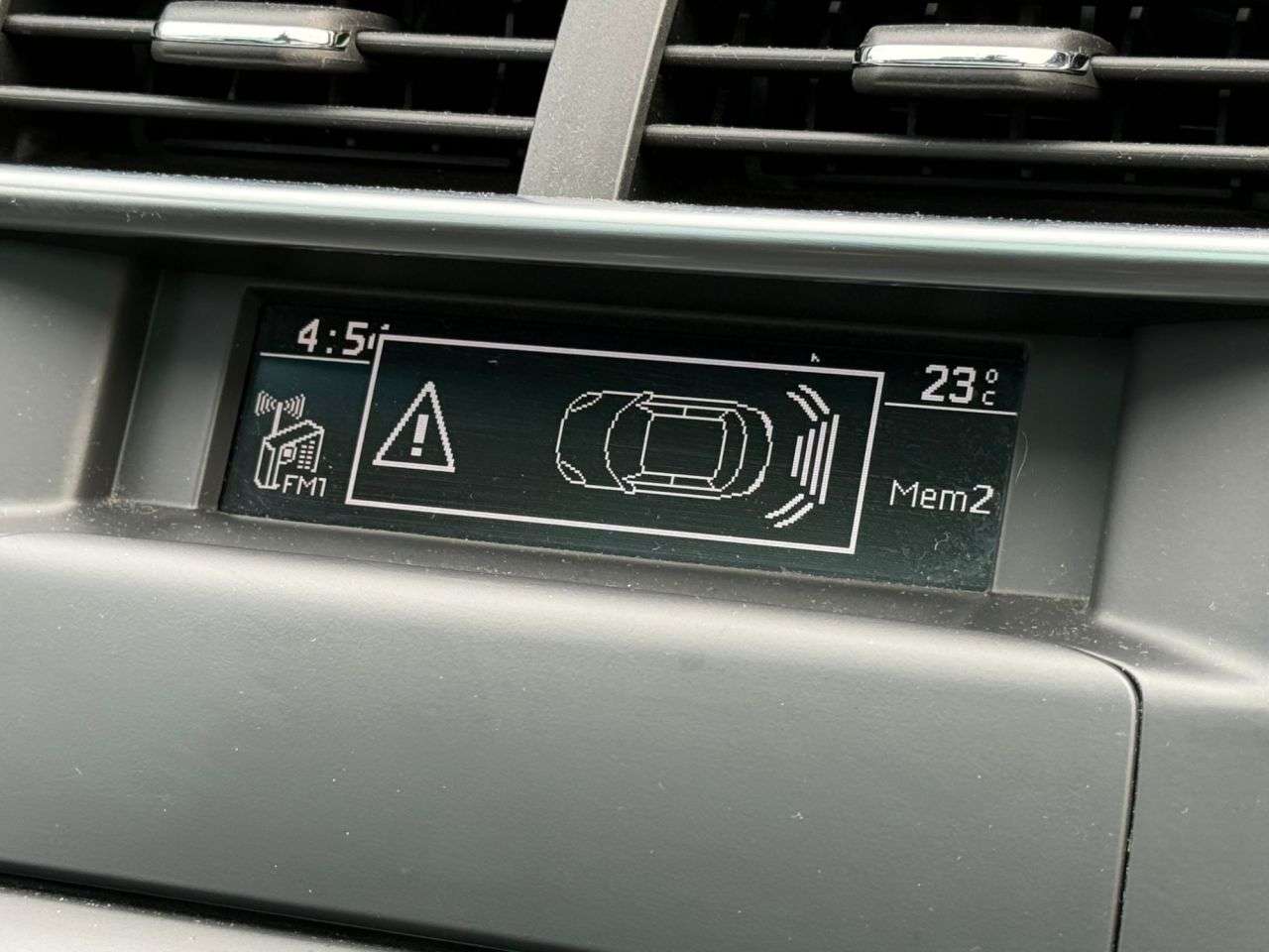 A 2013 CITROEN C4 1.6 VTi Selection Hatchback 5dr Petrol Manual Euro 5 (120 ps) PANO GLASS RO A 2013 CITROEN C4 1.6 VTi Selection Hatchback 5dr Petrol Manual Euro 5 (120 ps) PANO GLASS RO