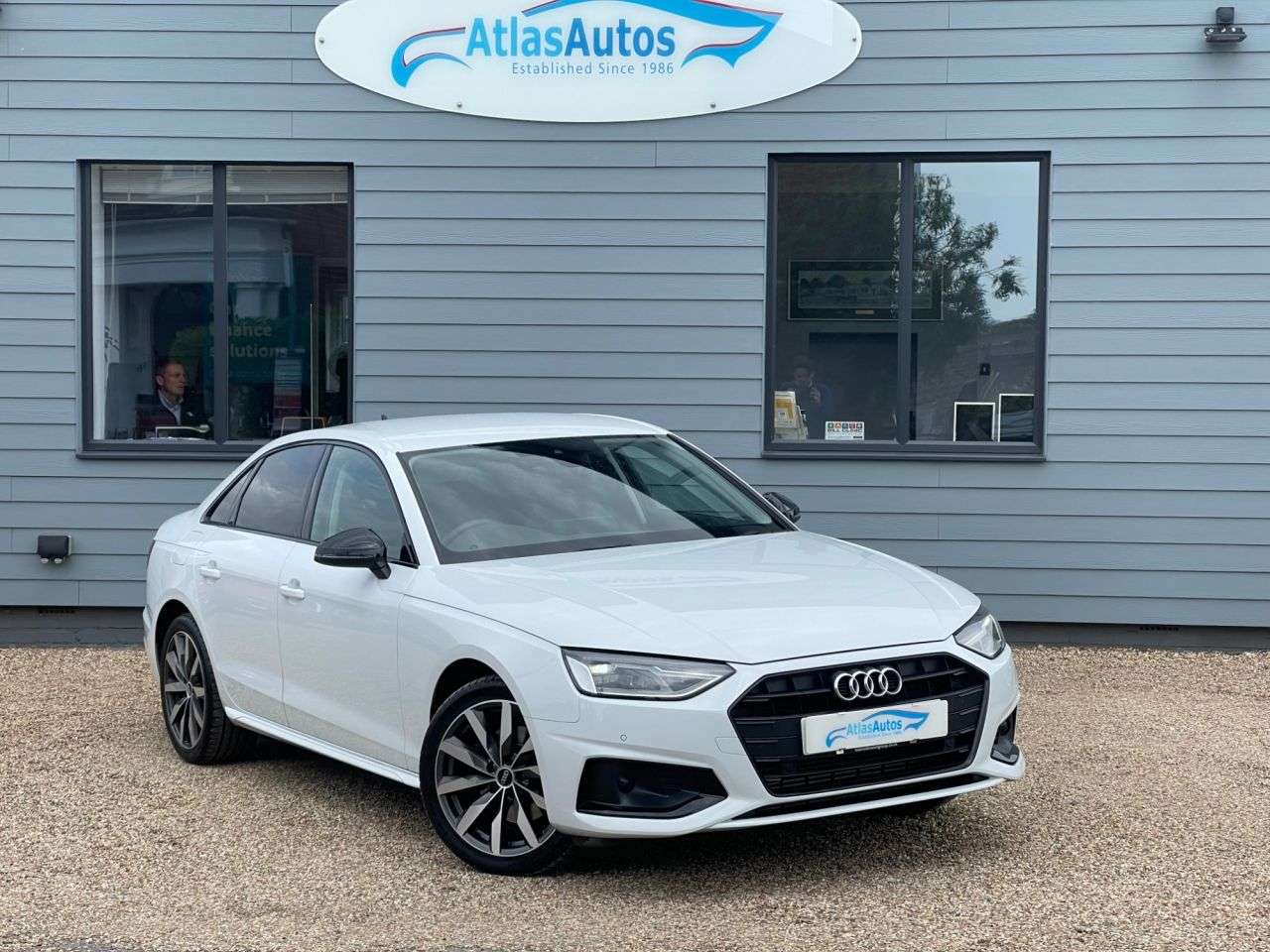 A 2022 AUDI A4 2.0 TFSI 35 Sport Edition Saloon 4dr Petrol S Tronic Euro 6 (s/s) (150 ps) A 2022 AUDI A4 2.0 TFSI 35 Sport Edition Saloon 4dr Petrol S Tronic Euro 6 (s/s) (150 ps)