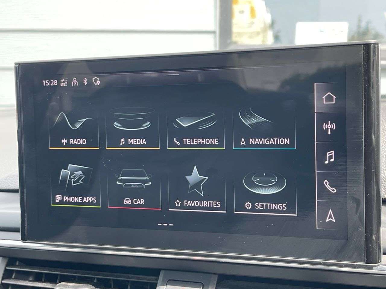2022 AUDI A4 2022 AUDI A4