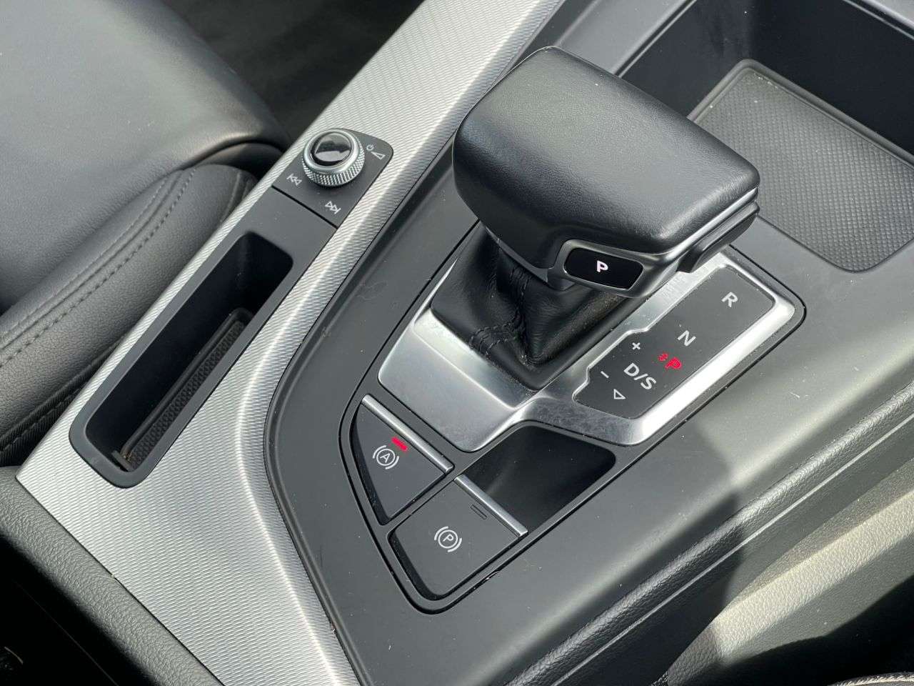 2022 AUDI A4 2022 AUDI A4