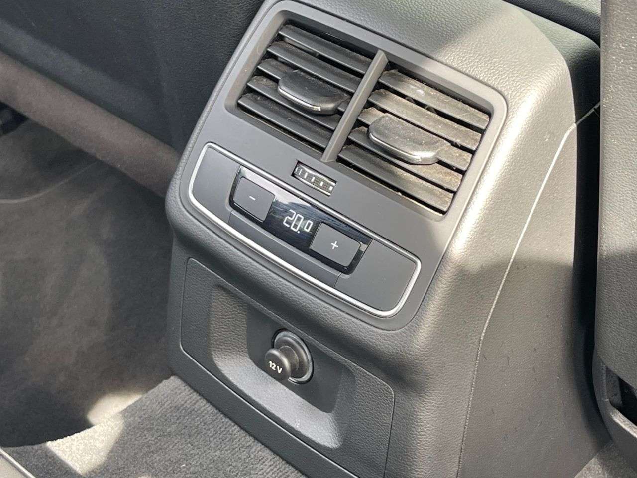 2022 AUDI A4 2022 AUDI A4