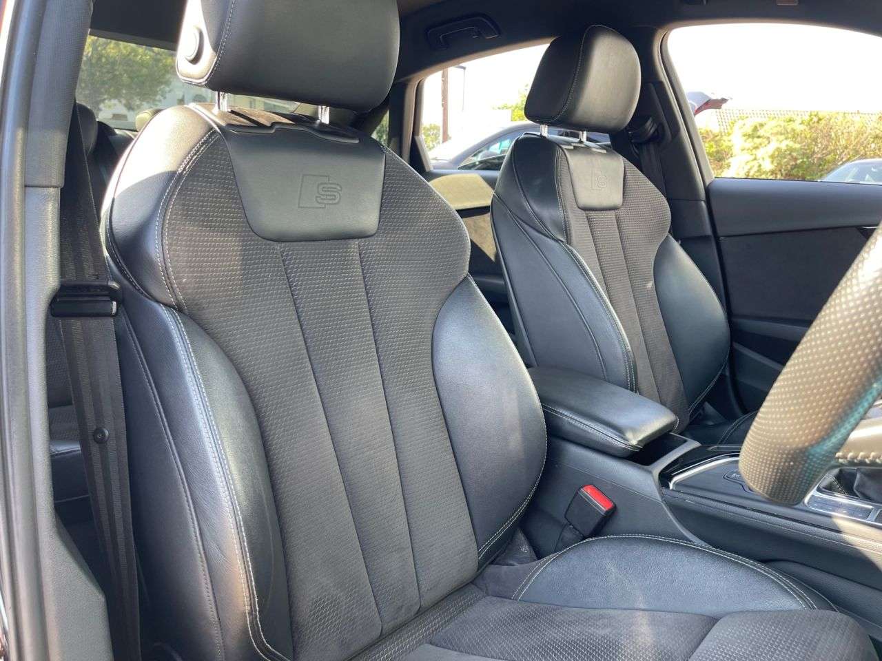 2017 AUDI A4 2017 AUDI A4