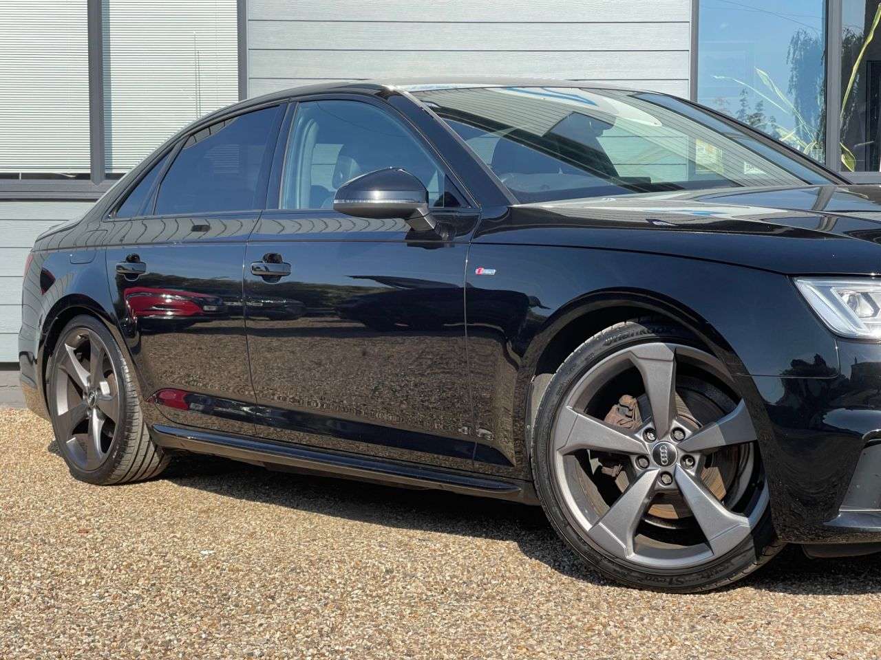 2017 AUDI A4 2017 AUDI A4