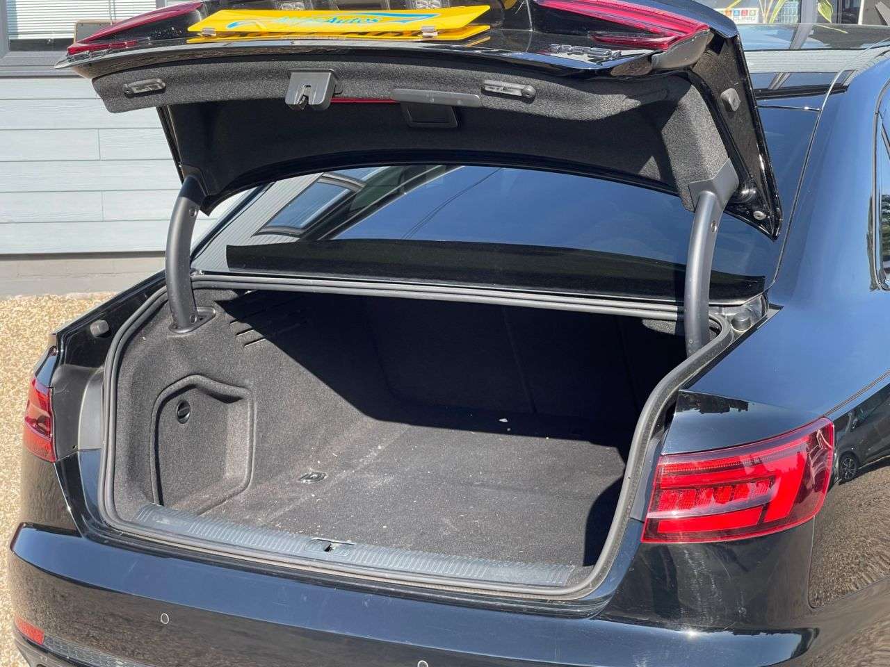 2017 AUDI A4 2017 AUDI A4