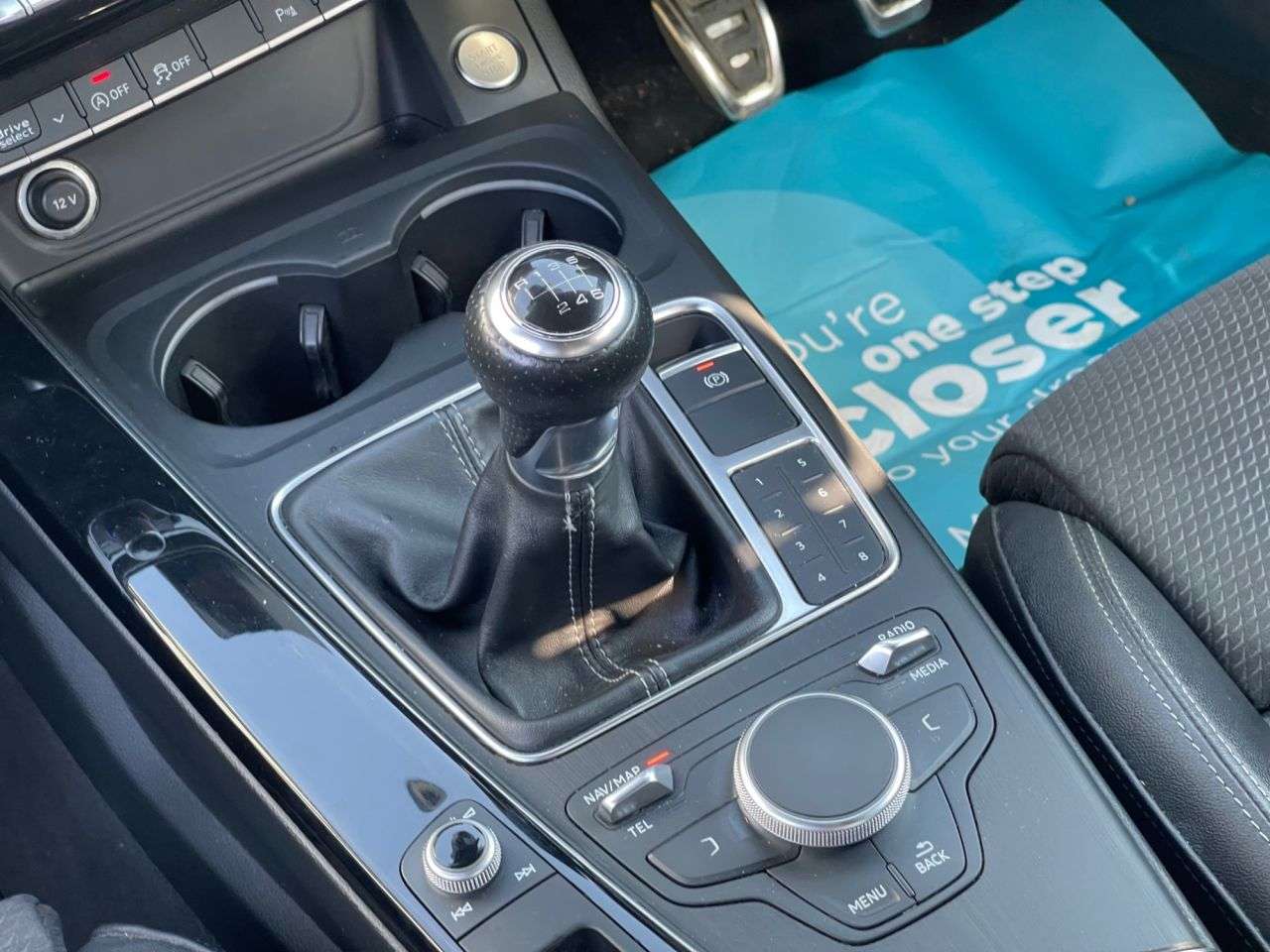 2017 AUDI A4 2017 AUDI A4