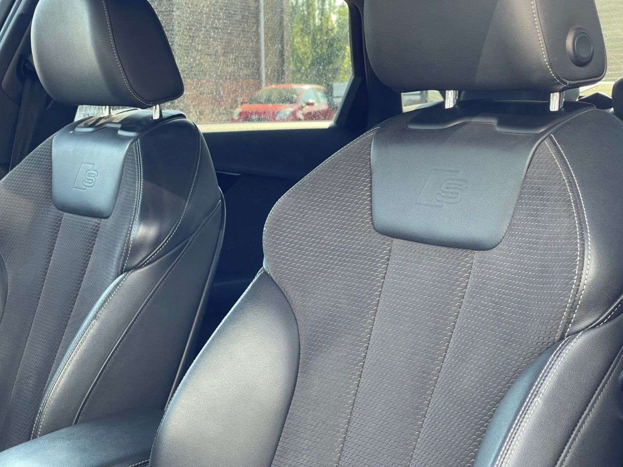 2017 AUDI A4 2017 AUDI A4