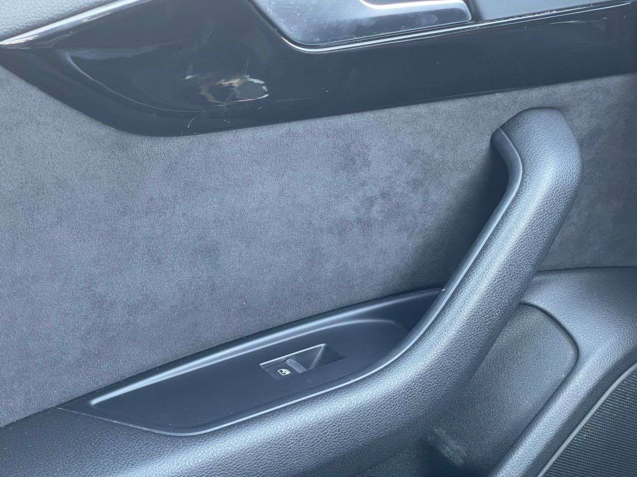 2017 AUDI A4 2017 AUDI A4