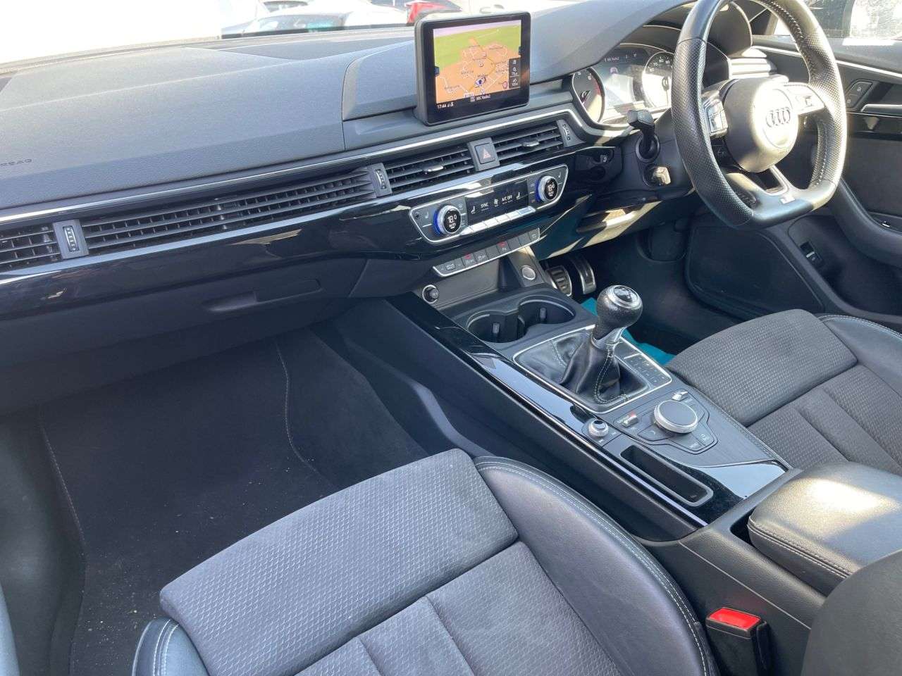 2017 AUDI A4 2017 AUDI A4