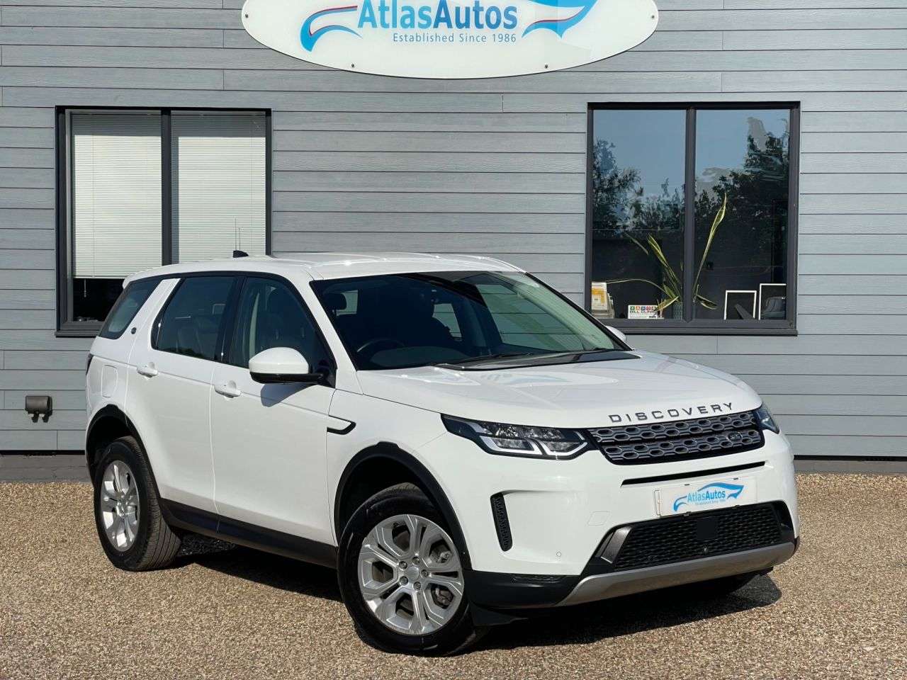 A 2021 LAND ROVER DISCOVERY SPORT 2.0 D200 MHEV S SUV 5dr Diesel Auto 4WD Euro 6 (s/s) (204 ps) A 2021 LAND ROVER DISCOVERY SPORT 2.0 D200 MHEV S SUV 5dr Diesel Auto 4WD Euro 6 (s/s) (204 ps)