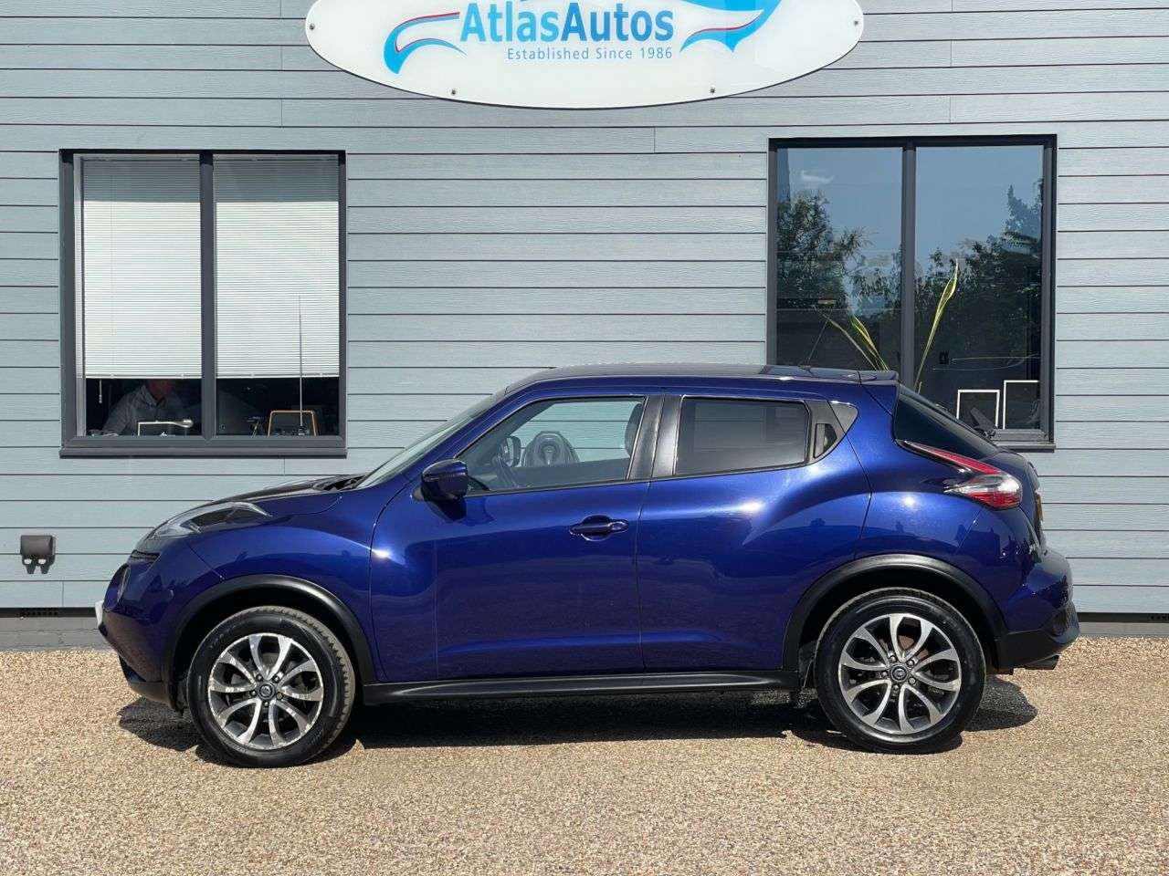 A 2018 NISSAN JUKE 1.2 DIG-T Tekna SUV 5dr Petrol Manual Euro 6 (s/s) (115 ps) HEATED LEATHER A 2018 NISSAN JUKE 1.2 DIG-T Tekna SUV 5dr Petrol Manual Euro 6 (s/s) (115 ps) HEATED LEATHER