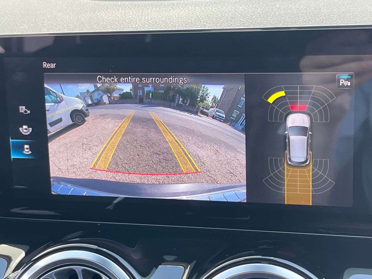 A 2022 MERCEDES-BENZ EQA EQA 250 66.5kWh AMG Line SUV 5dr Electric Auto (190 ps) A 2022 MERCEDES-BENZ EQA EQA 250 66.5kWh AMG Line SUV 5dr Electric Auto (190 ps)