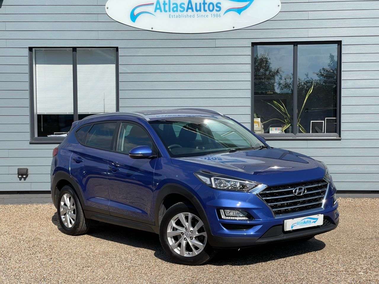 A 2019 HYUNDAI TUCSON 1.6 GDi SE Nav SUV 5dr Petrol Manual Euro 6 (s/s) (132 ps) A 2019 HYUNDAI TUCSON 1.6 GDi SE Nav SUV 5dr Petrol Manual Euro 6 (s/s) (132 ps)