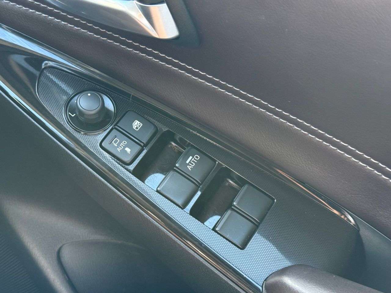 2019 MAZDA MAZDA2 2019 MAZDA MAZDA2