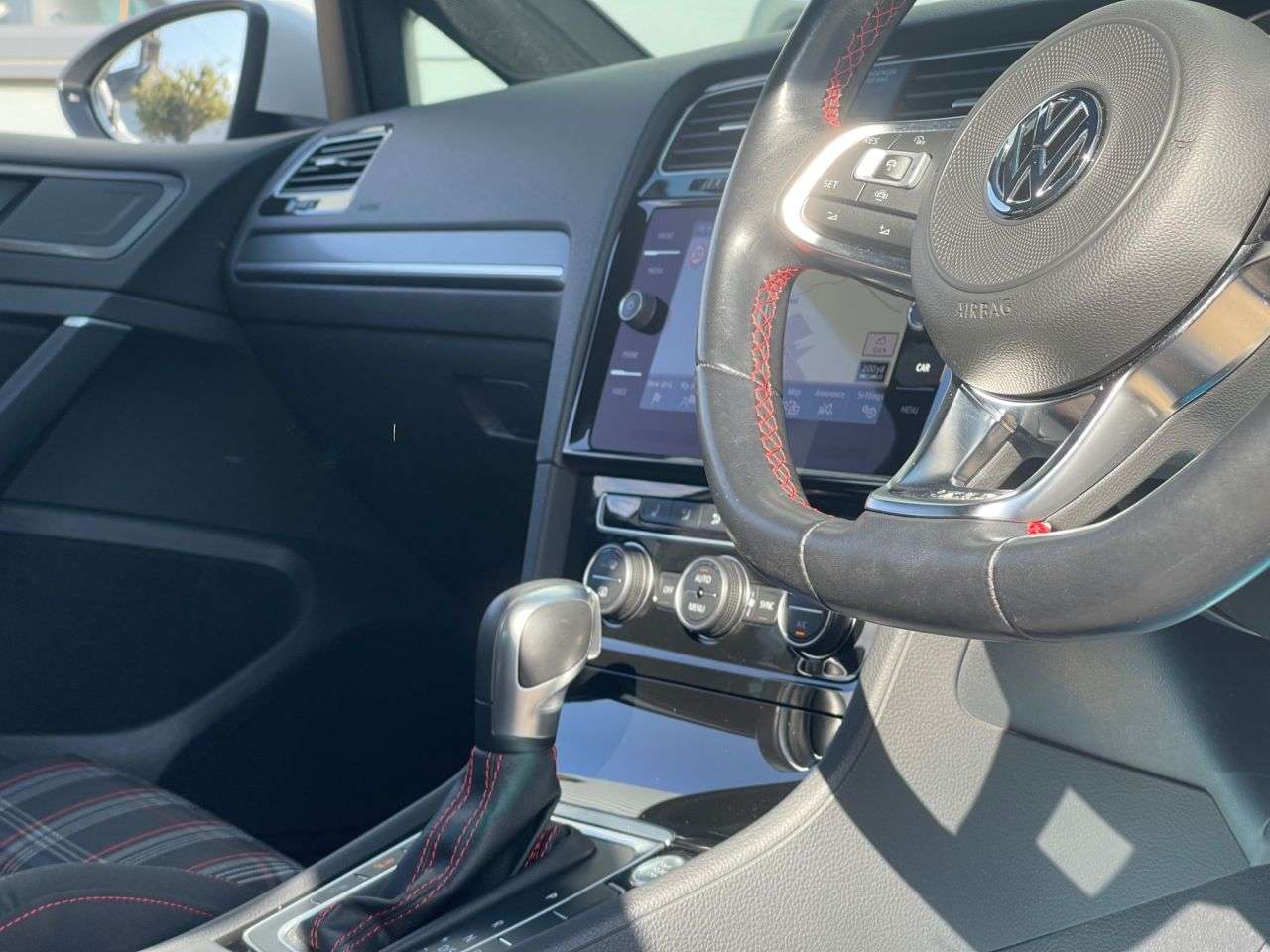 2019 VOLKSWAGEN GOLF 2019 VOLKSWAGEN GOLF