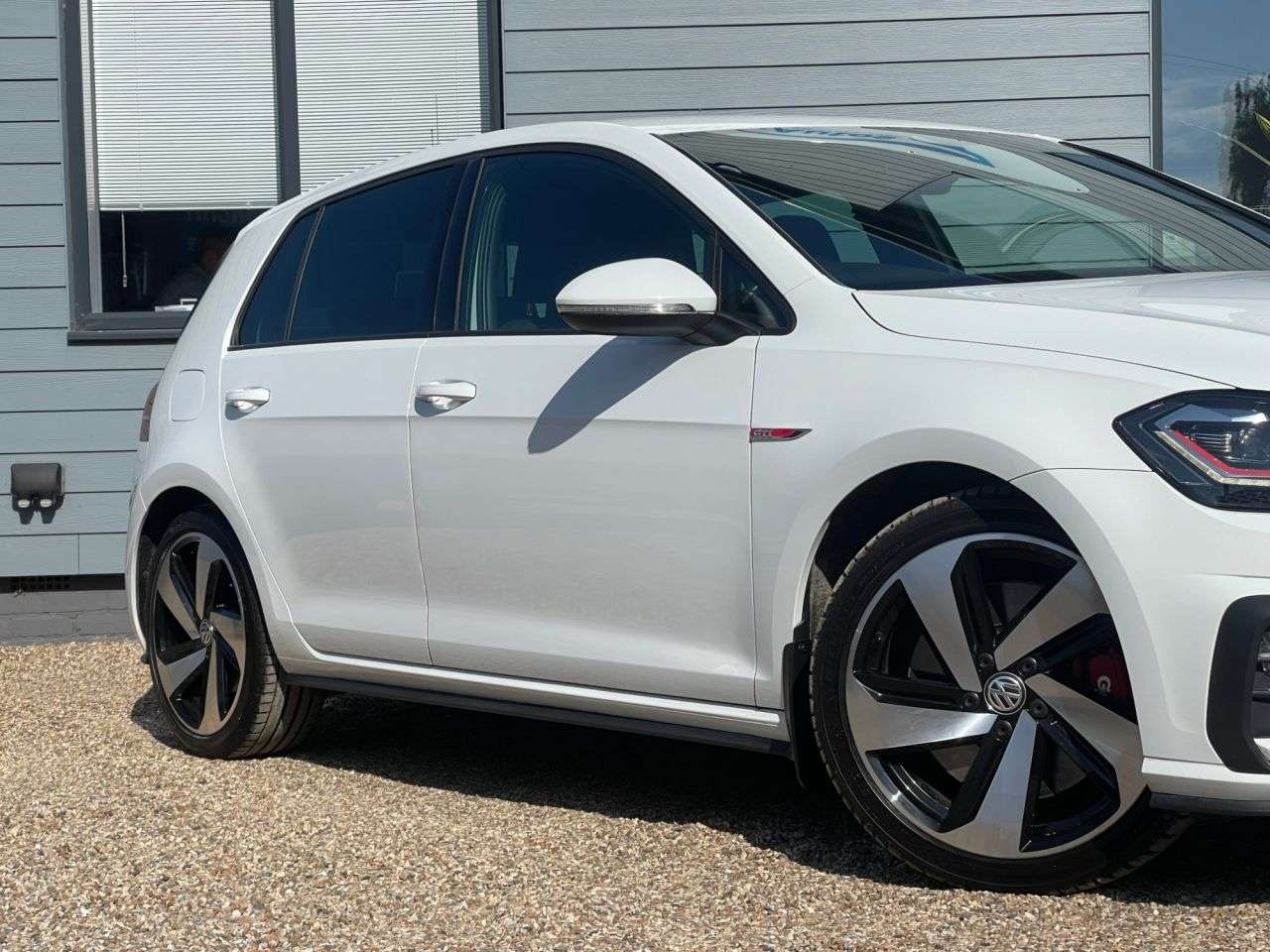 2019 VOLKSWAGEN GOLF 2019 VOLKSWAGEN GOLF