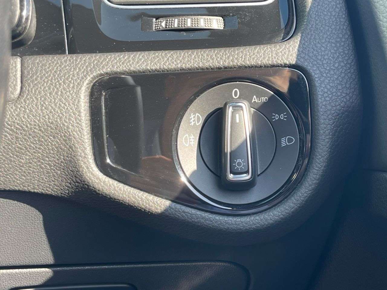 2019 VOLKSWAGEN GOLF 2019 VOLKSWAGEN GOLF