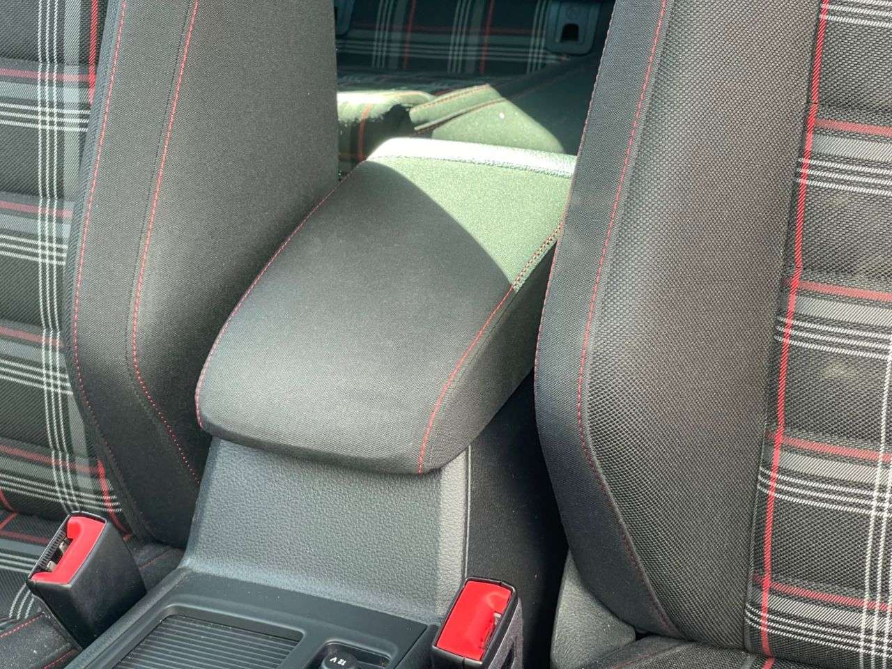 2019 VOLKSWAGEN GOLF 2019 VOLKSWAGEN GOLF