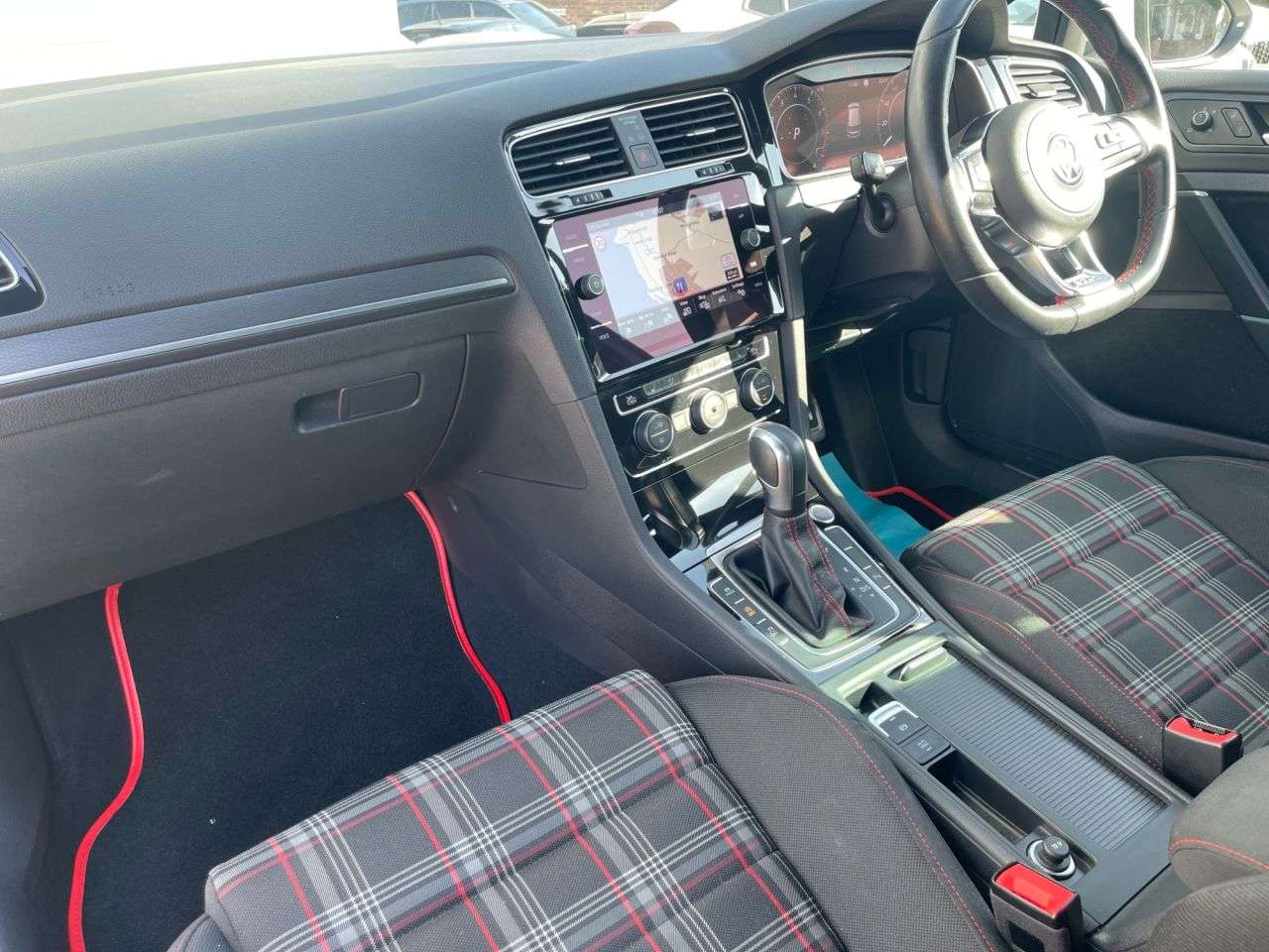2019 VOLKSWAGEN GOLF 2019 VOLKSWAGEN GOLF