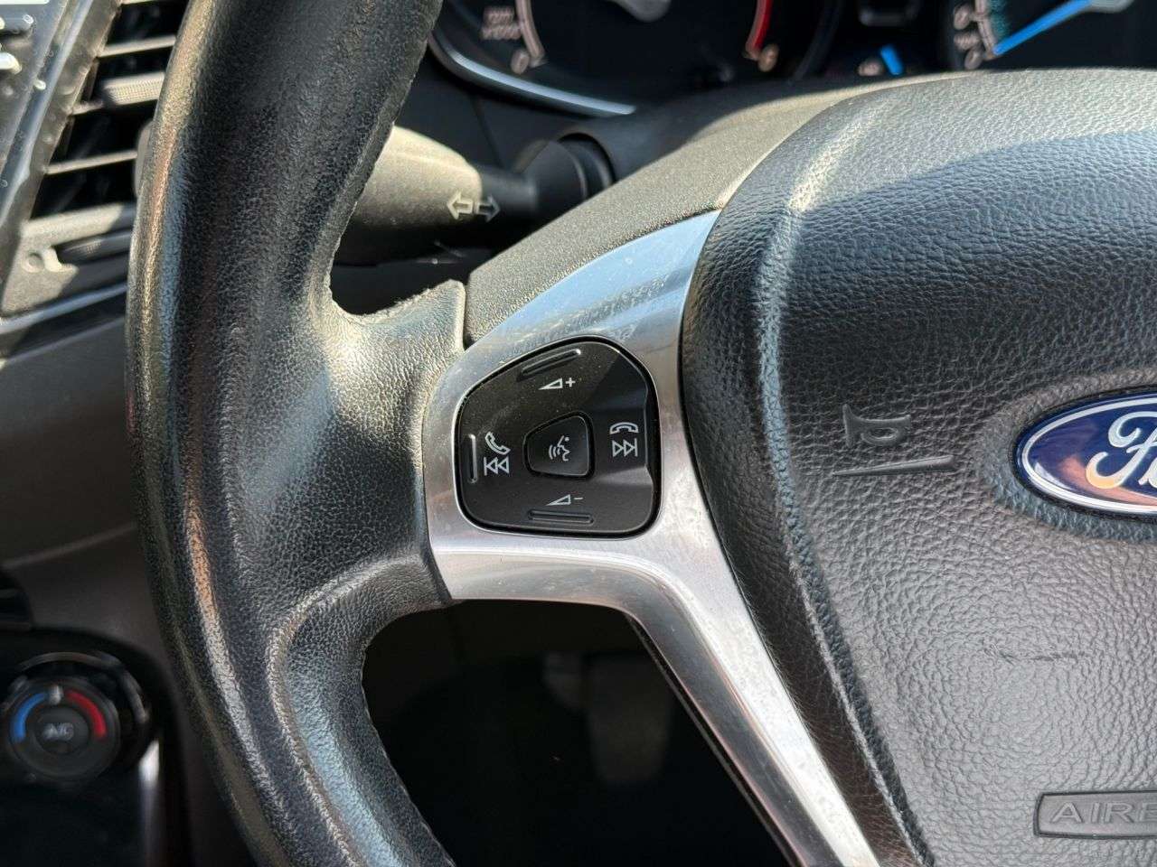 2015 FORD FIESTA 2015 FORD FIESTA