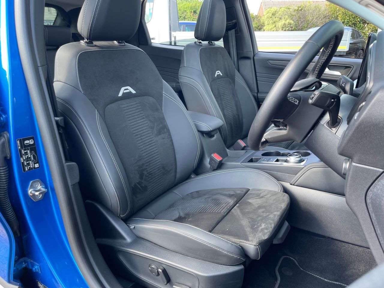 2025 FORD KUGA 2025 FORD KUGA