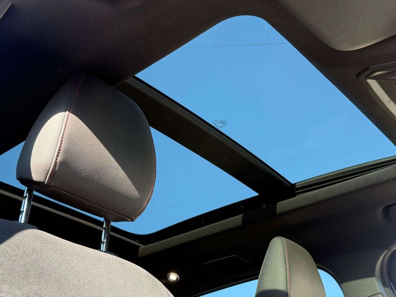 A 2019 FORD KUGA 2.0 TDCi EcoBlue ST-Line Edition SUV 5dr Diesel Manual AWD Euro 6 (s/s) (18 A 2019 FORD KUGA 2.0 TDCi EcoBlue ST-Line Edition SUV 5dr Diesel Manual AWD Euro 6 (s/s) (18
