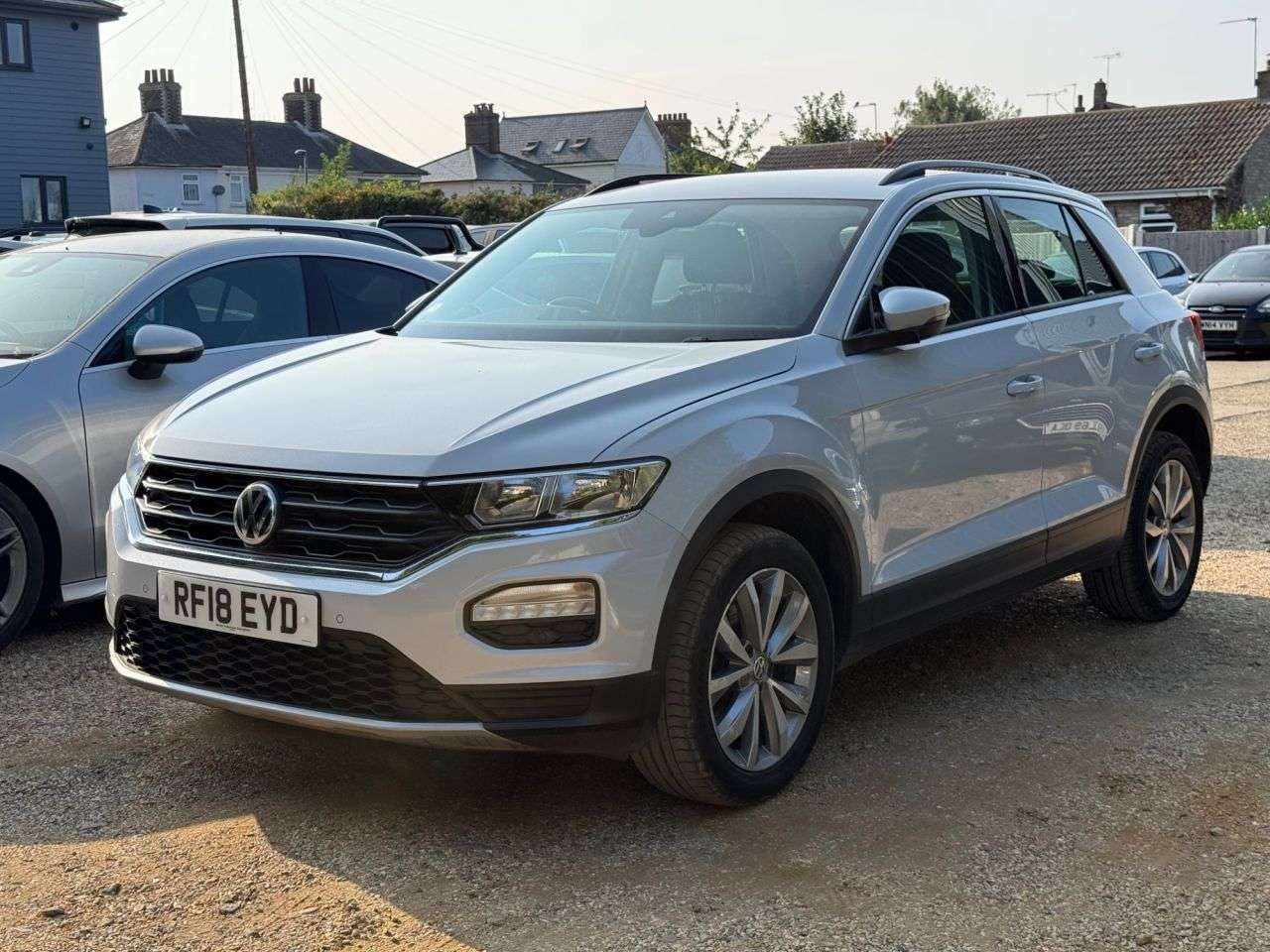 2018 VOLKSWAGEN T-ROC 2018 VOLKSWAGEN T-ROC