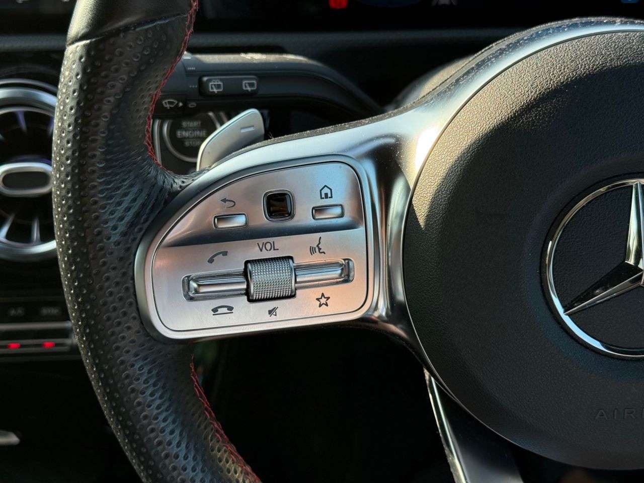 2020 MERCEDES-BENZ A CLASS 2020 MERCEDES-BENZ A CLASS