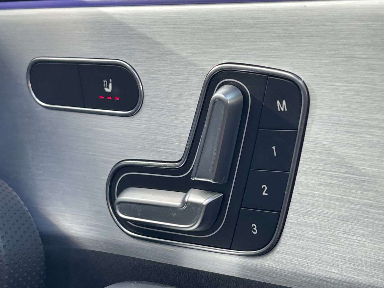 A 2020 MERCEDES-BENZ A CLASS 2.0 A250 AMG Line (Premium Plus 2) Hatchback 5dr Petrol 7G-DCT Euro 6 (s/s) A 2020 MERCEDES-BENZ A CLASS 2.0 A250 AMG Line (Premium Plus 2) Hatchback 5dr Petrol 7G-DCT Euro 6 (s/s)