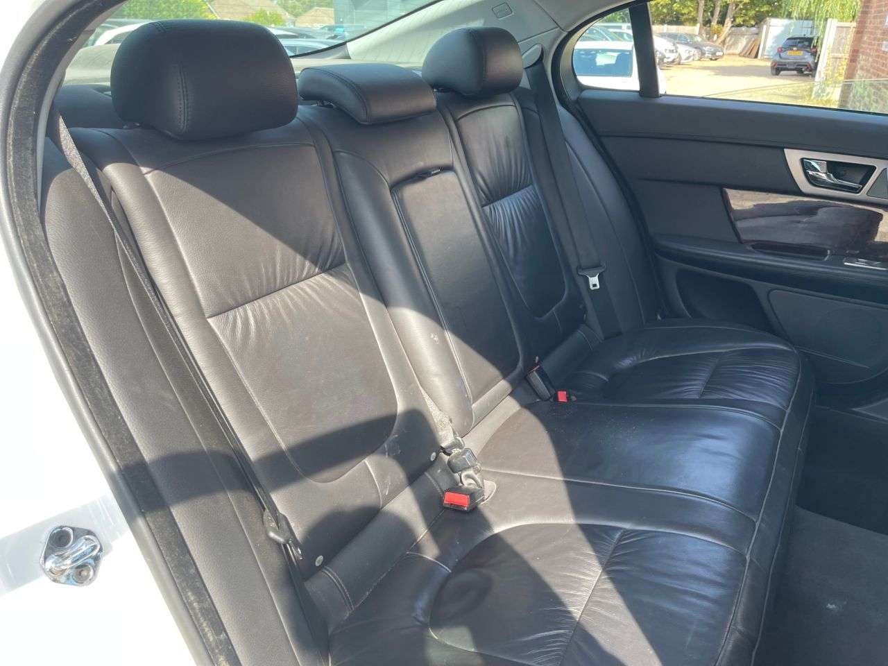 2011 JAGUAR XF 2011 JAGUAR XF
