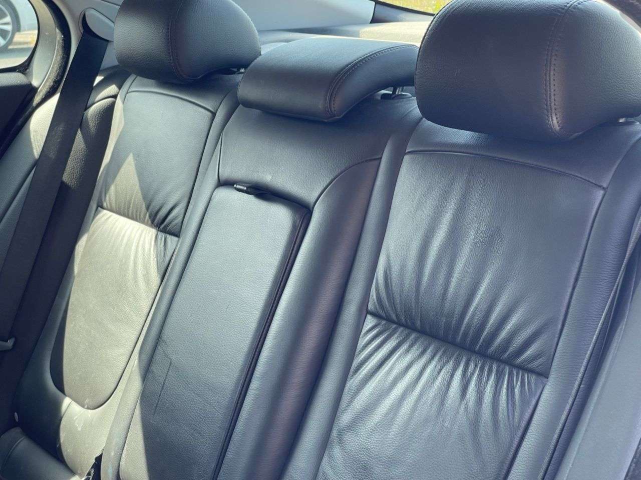 2011 JAGUAR XF 2011 JAGUAR XF