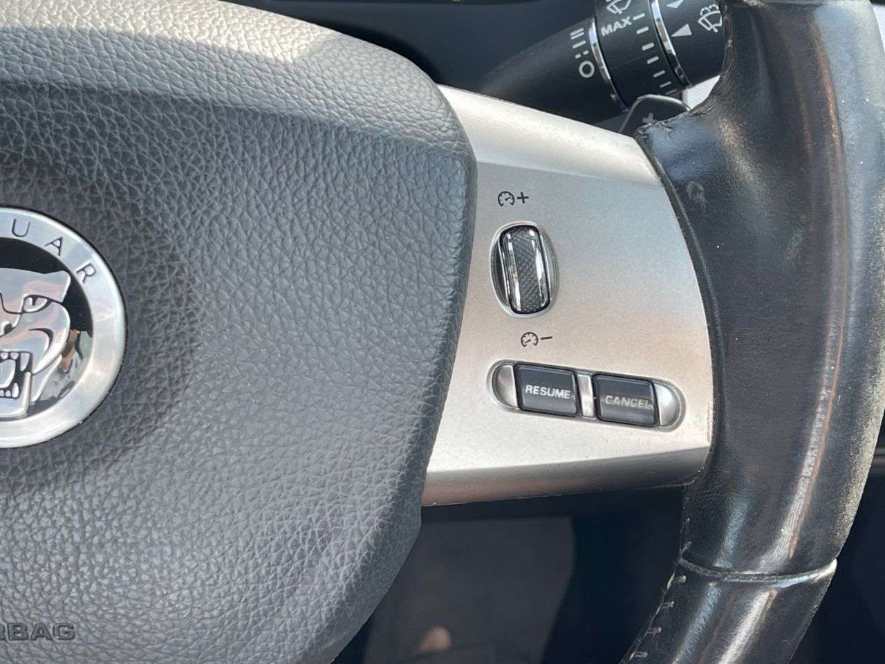 2011 JAGUAR XF 2011 JAGUAR XF