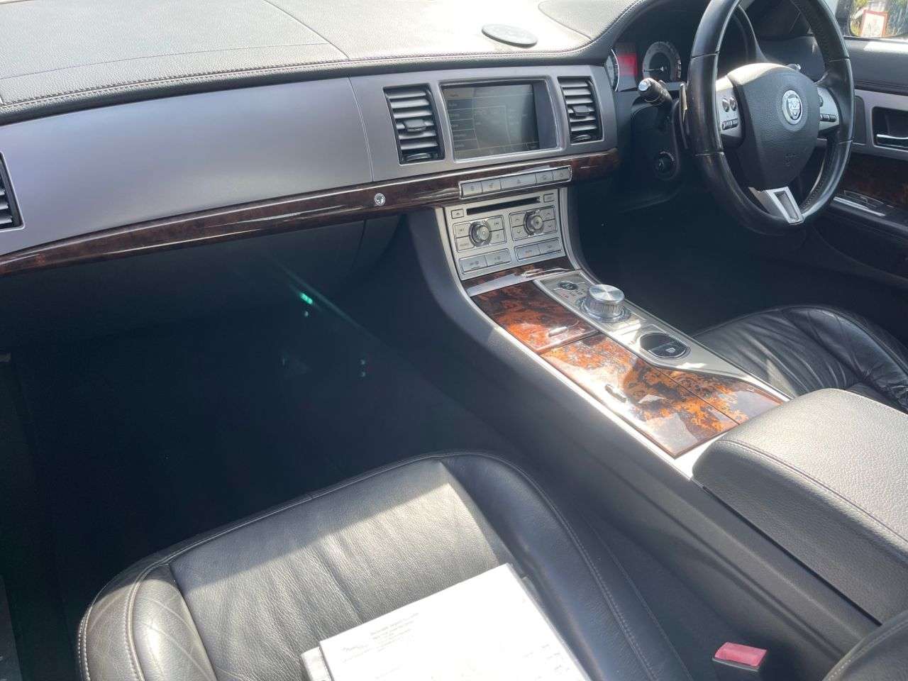 2011 JAGUAR XF 2011 JAGUAR XF
