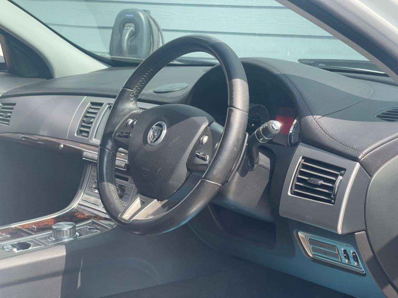 2011 JAGUAR XF 2011 JAGUAR XF